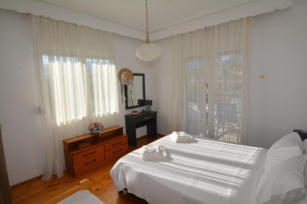 דירות לפטוקריה Zeusplace Georgia House מראה חיצוני תמונה