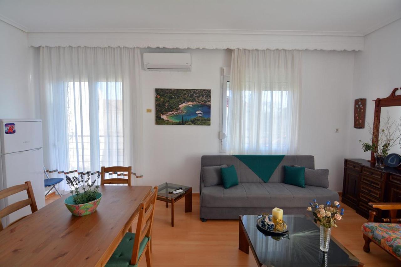 דירות לפטוקריה Zeusplace Georgia House מראה חיצוני תמונה