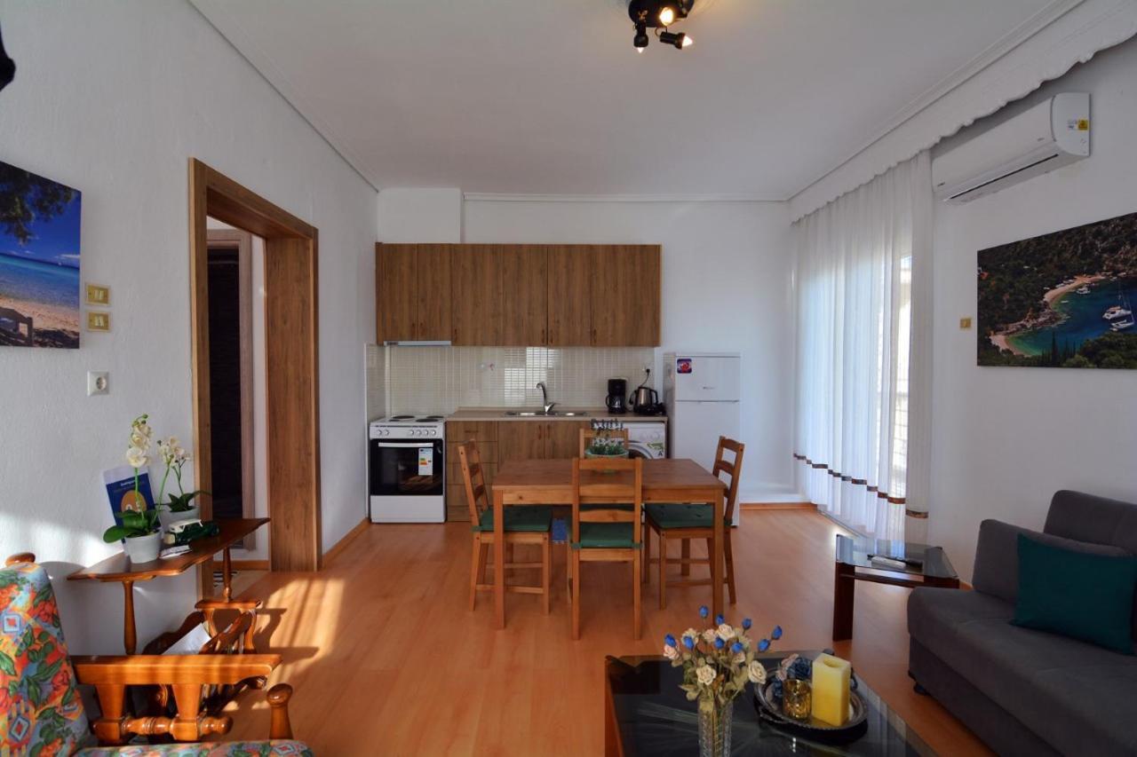 דירות לפטוקריה Zeusplace Georgia House מראה חיצוני תמונה